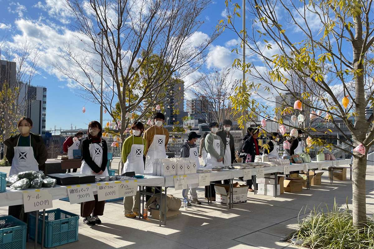 サミット会場の屋外2
